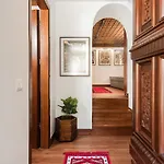 Dam Stone Boutique Hotel