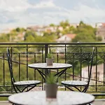 Dam Stone Boutique Hotell Gjirokastër