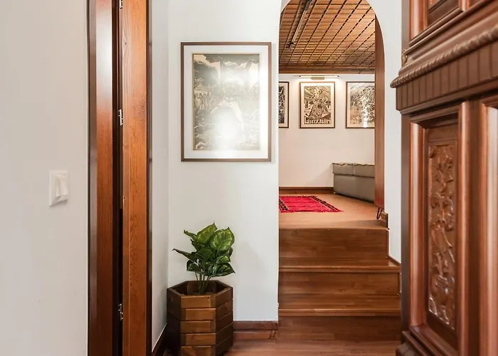 Dam Stone Boutique Hotel