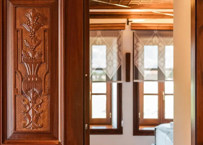 Dam Stone Boutique Hotel 3*